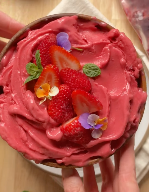 FRUZIO Strawberry Nice Cream